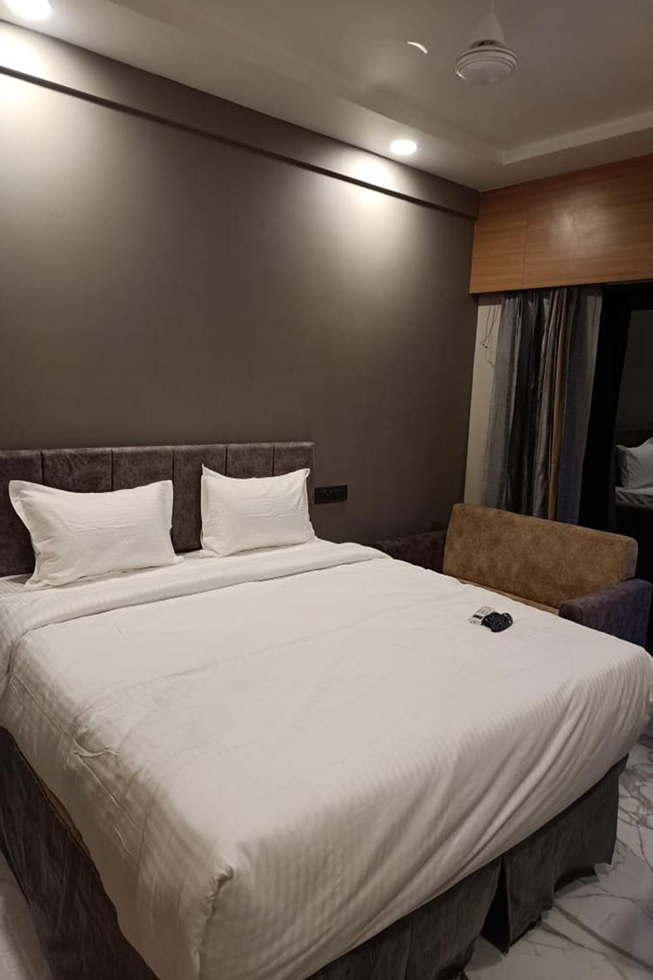 Rupis Resort Near Udaipur Airport Dabok Dış mekan fotoğraf