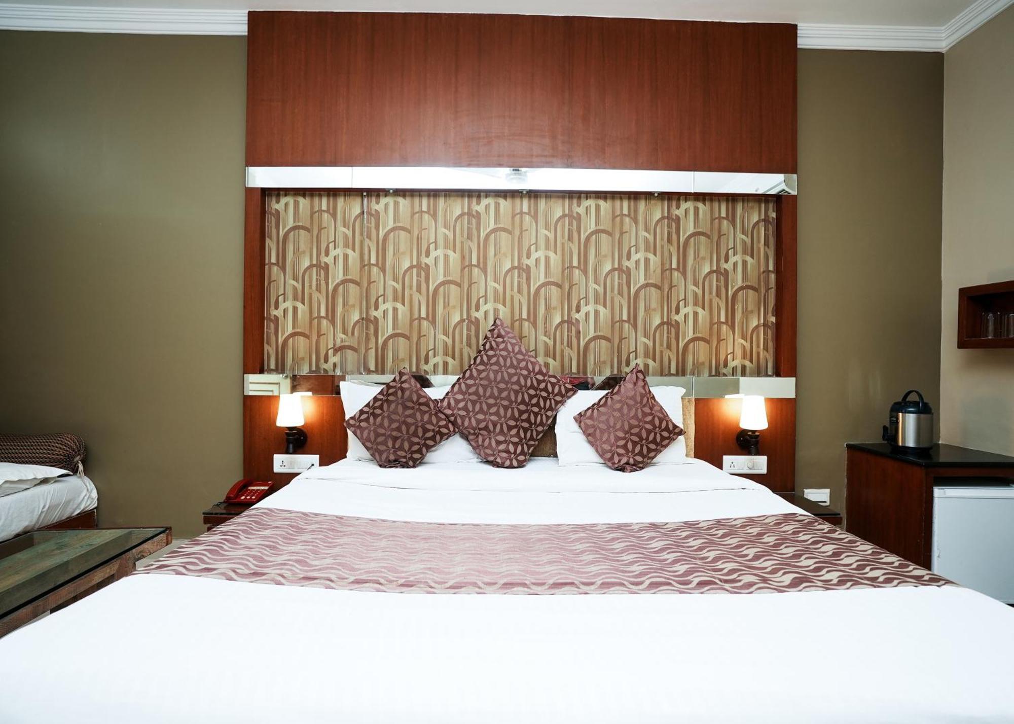 Rupis Resort Near Udaipur Airport Dabok Dış mekan fotoğraf