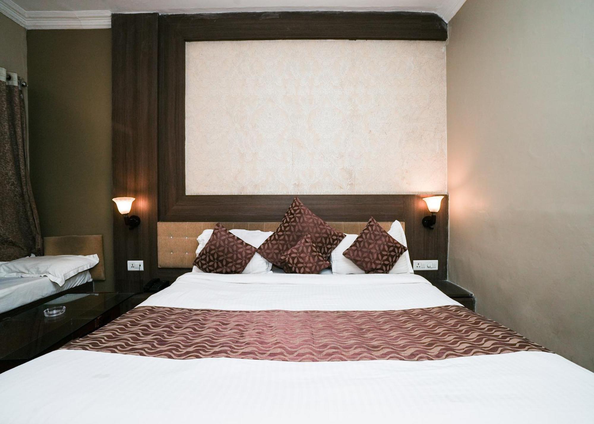 Rupis Resort Near Udaipur Airport Dabok Dış mekan fotoğraf