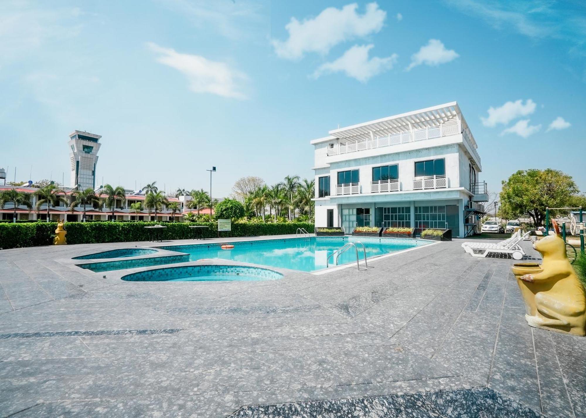 Rupis Resort Near Udaipur Airport Dabok Dış mekan fotoğraf