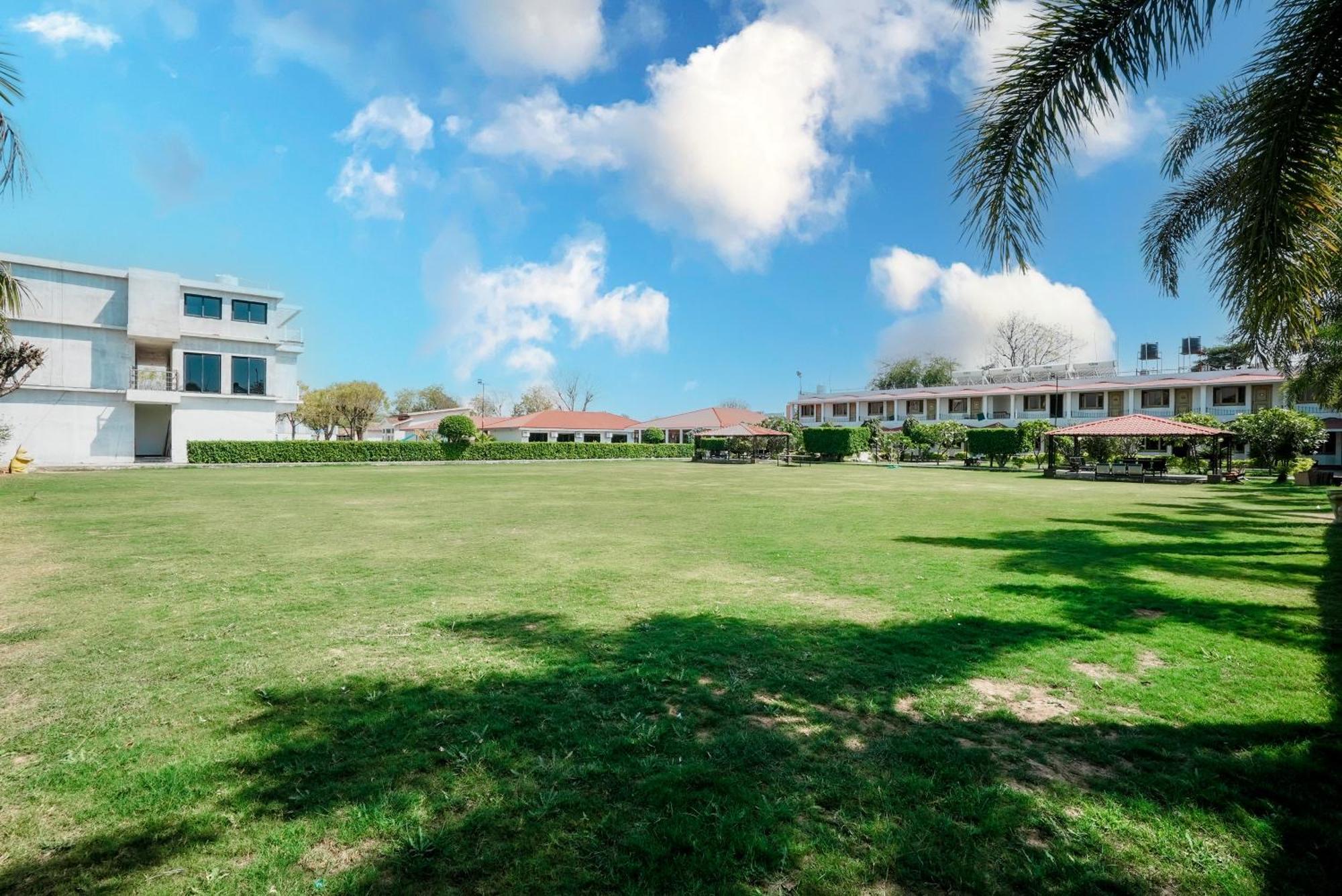Rupis Resort Near Udaipur Airport Dabok Dış mekan fotoğraf
