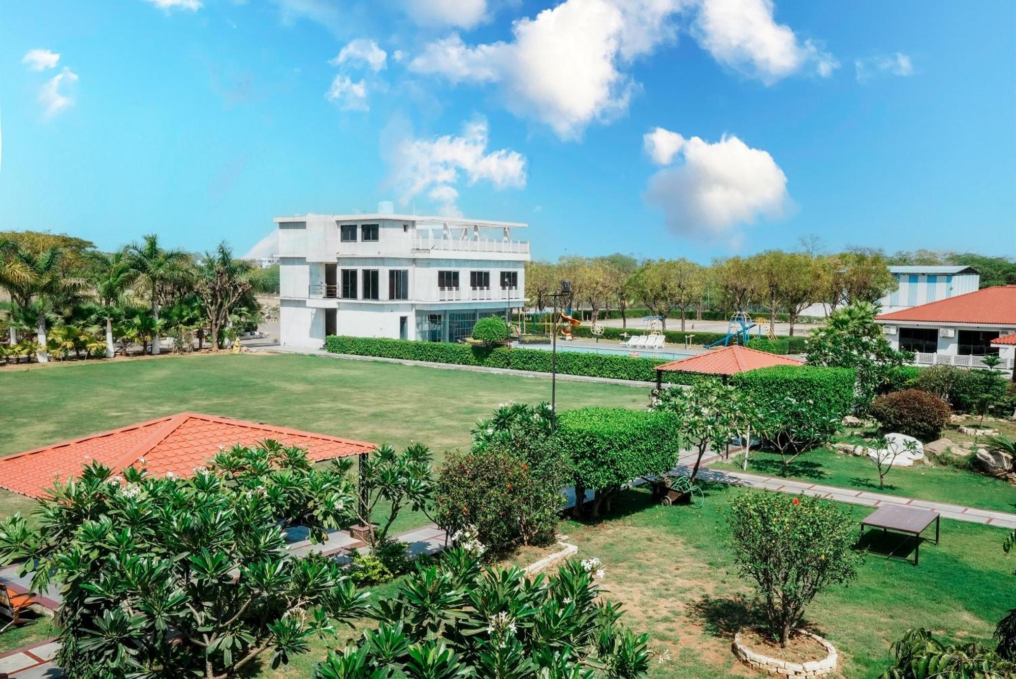 Rupis Resort Near Udaipur Airport Dabok Dış mekan fotoğraf